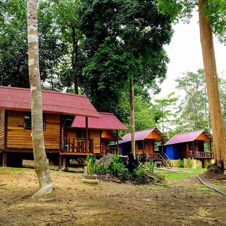 Gandah Forest Park Chalet Lanchang Exterior foto